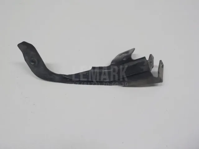 Кронштейн крепления крыла для  Chrysler Sebring/Dodge Stratus 2001-2007