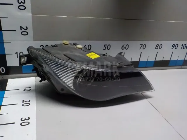 Фара правая для  Ford America Focus USA 2004-2007
