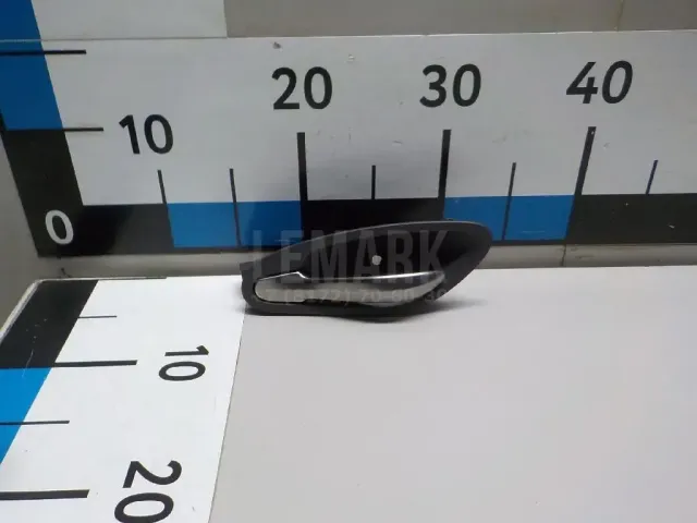 Ручка двери внутренняя левая