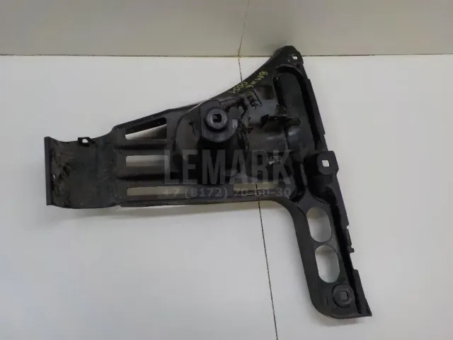 Кронштейн заднего бампера правый для  BMW 7-serie G11/G12 2015-2022