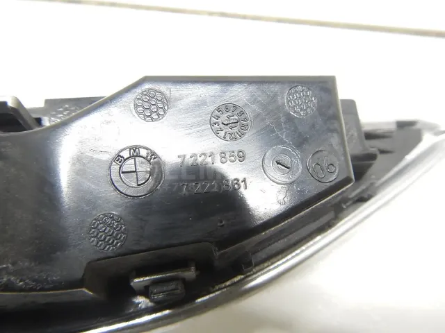 Повторитель на крыло левый для  Audi A6 [C5] 1997-2004