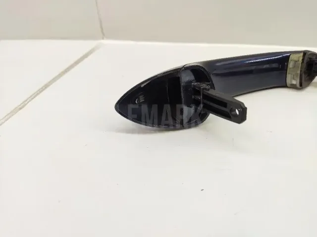 Ручка двери наружная левая для  Ford America Focus USA 2004-2007