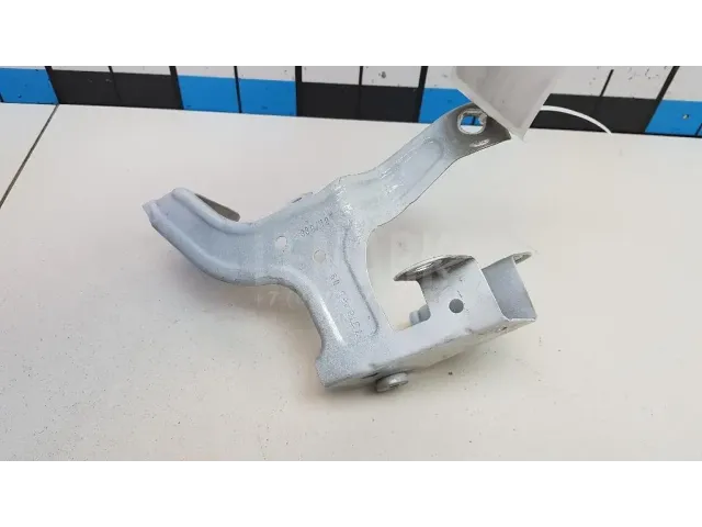 Кронштейн крепления крыла для  Ford C-MAX 2003-2010