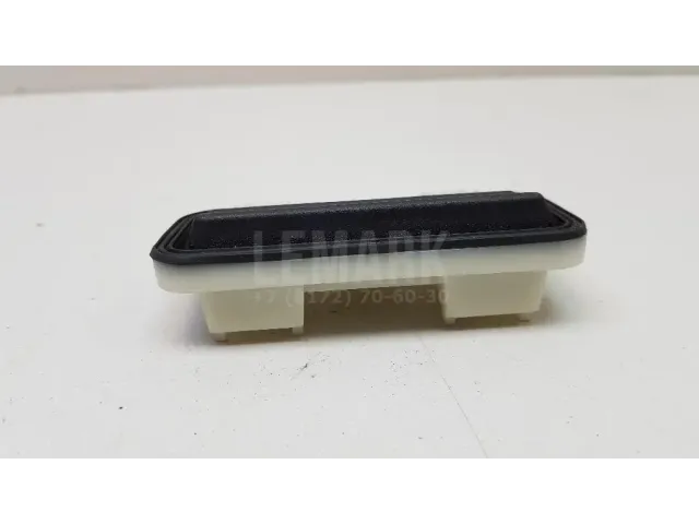 Кнопка открывания багажника для  Chrysler Voyager/Caravan/Town&Country (RT) 2007-2020