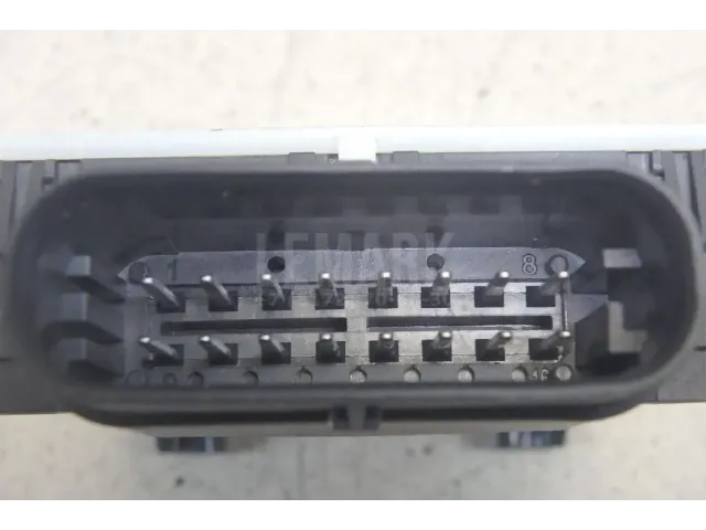Радар BSD (Слепых зон) для  Audi A8 [4D] 1999-2002