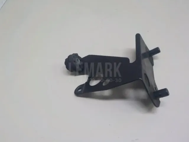 Кронштейн блока ABS (насос) для  Audi 100/200 [43] 0-1983