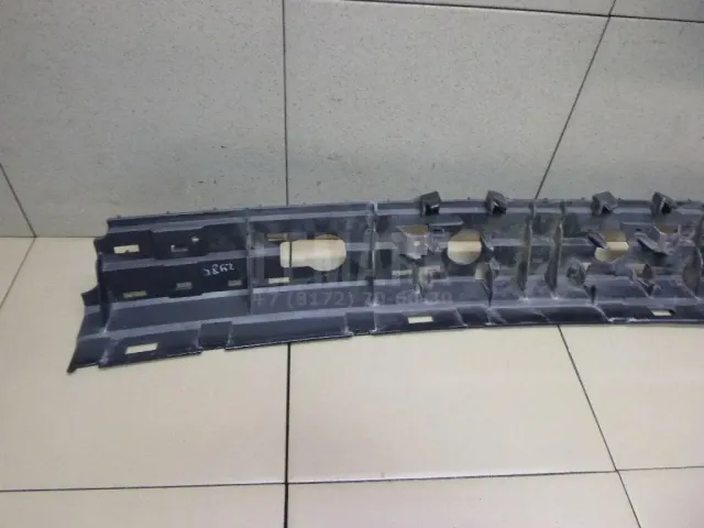 Кронштейн заднего бампера для  Daihatsu Charade 0-1993