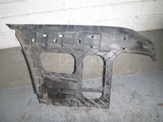 Кронштейн заднего бампера левый для  Ford C-MAX 2003-2010