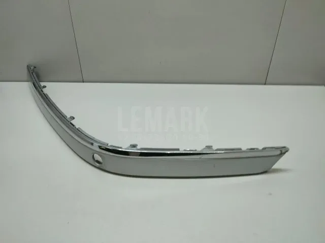 Молдинг переднего бампера левый для  BMW 4-serie F32/F33/F82 2012-2020