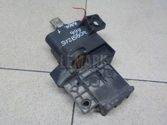 Клемма аккумулятора плюс для  BMW 1-serie E82/E88 2007-2013