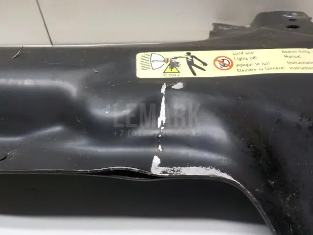 Панель передняя