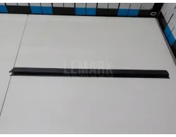 Накладка стекла заднего левого