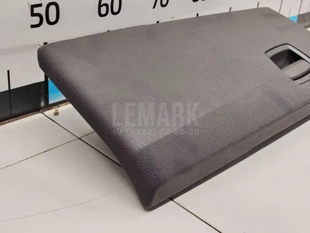 Крышка (дверца) бардачка для  BMW X5 F15/F85 2013-2018
