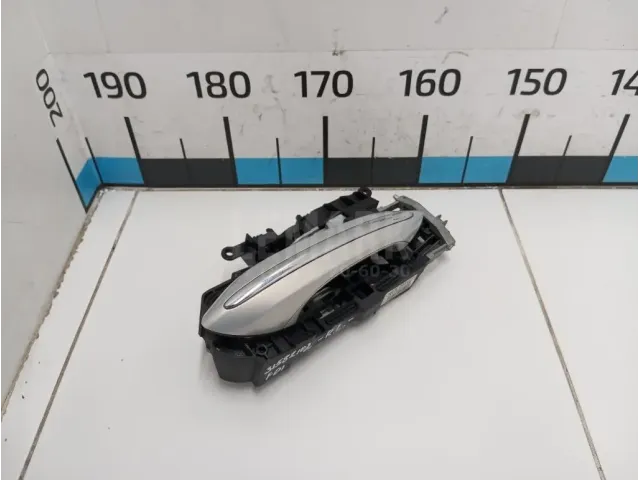 Ручка двери задней наружная левая для  BMW X1 F48 2014-2022