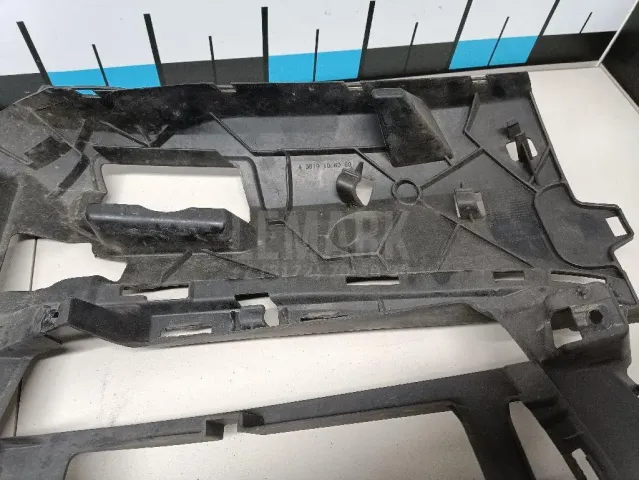 Кронштейн фары противотуманной левой для  Fiat Stilo 2002-2010