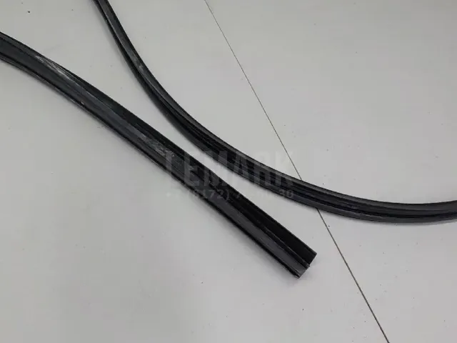 Уплотнитель стекла двери для  FOTON S085 2020
