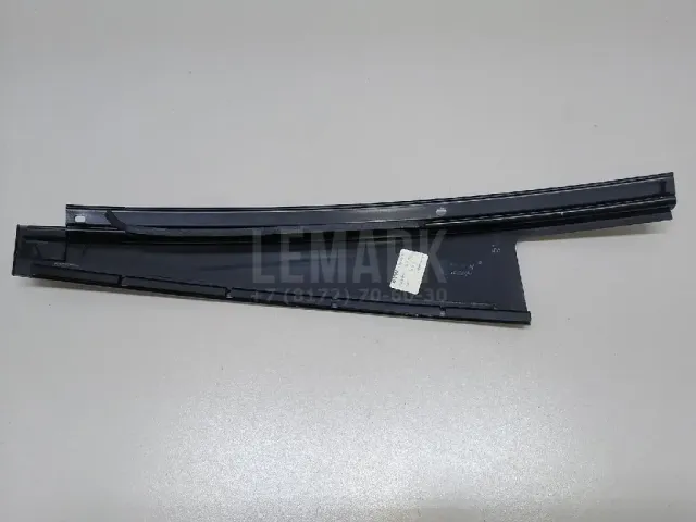 Накладка двери задней правой для  GM Pontiac Grand AM 1992-1998
