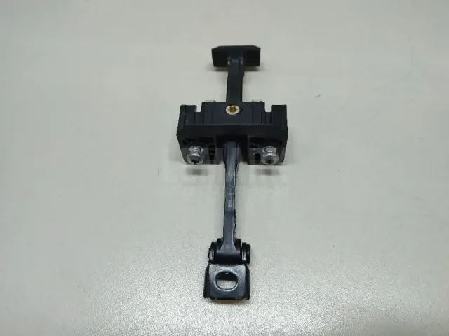 Ограничитель двери для  CASE SV300 2012