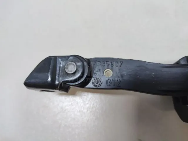 Ограничитель двери для  CASE SV300 2012