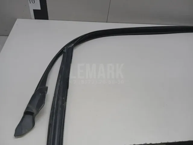 Уплотнитель стекла двери для  Chery M11 (A3/Boo) 2010-2015