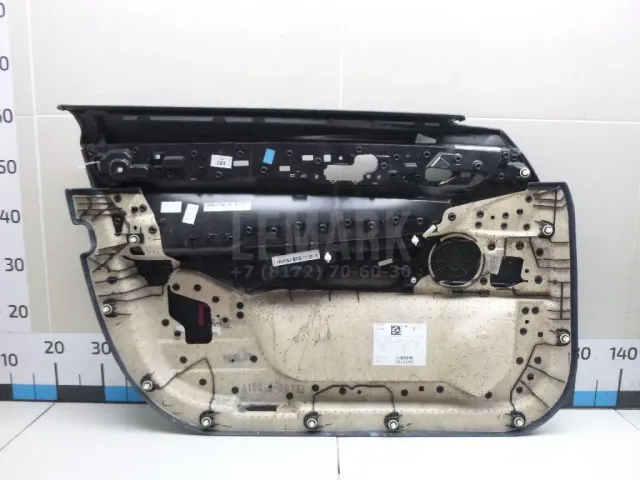 Обшивка двери передней правой для  BMW 2-serie F22/F23/F87 2013-2020