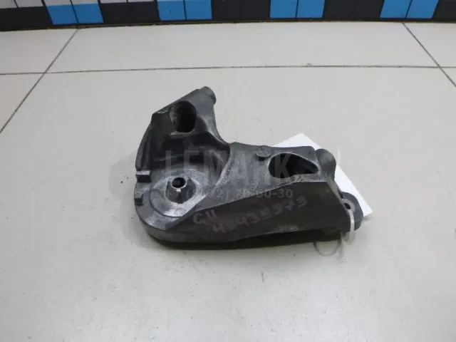 Кронштейн кондиционера для  BMW X1 E84 2009-2015