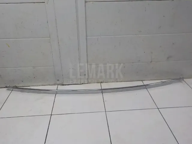 Накладка крышки багажника