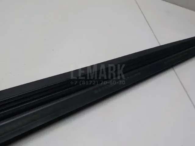 Накладка стекла заднего правого для  BMW 6-serie F12/F13 2010-2017