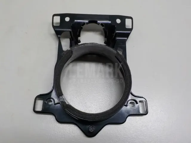 Кронштейн (сопут. товар) для  BMW 6-serie E64 2004-2009