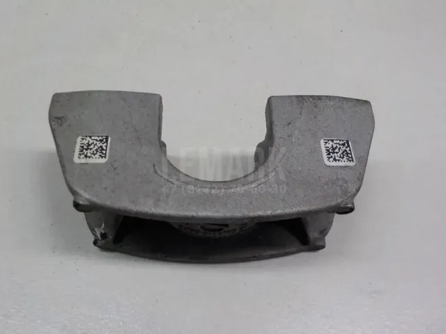 Кронштейн крепления заднего стабилизатора для  Ford C-MAX 2003-2010
