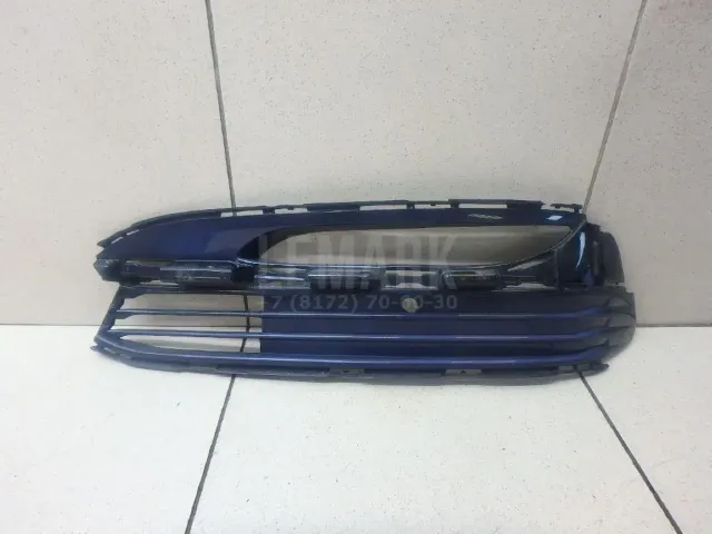 Решетка в бампер левая для  Audi A7 (4G8) 2011-2018