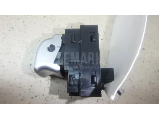 Кнопка открывания багажника для  Ford Fusion 2002-2012