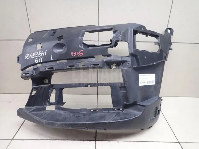 Кронштейн фары противотуманной левой для  Ford C-MAX 2003-2010