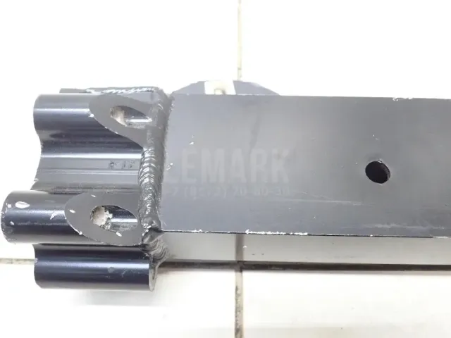 Траверса рамы поперечная для  Ford Fiesta 2001-2008