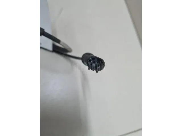 Датчик ABS задний