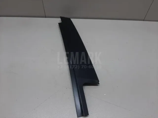 Накладка двери задней правой для  BMW X5 E53 2000-2007