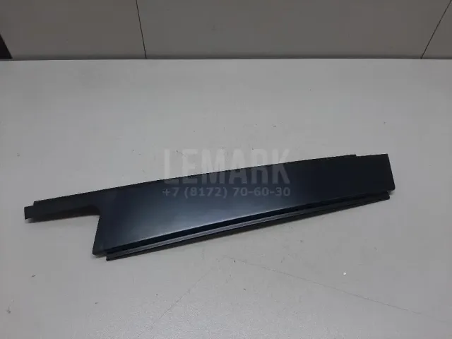 Накладка двери задней правой для  BMW X5 E53 2000-2007