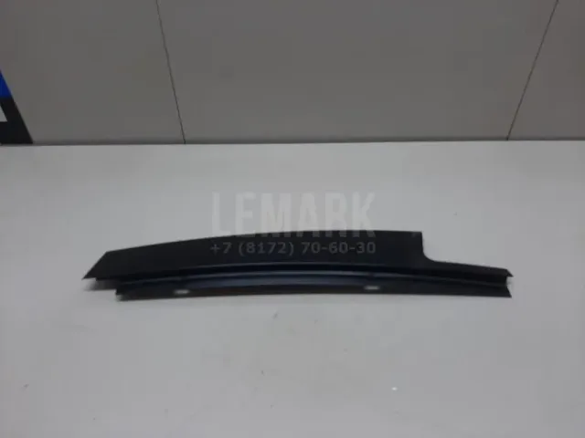 Накладка двери задней правой для  BMW X5 E53 2000-2007