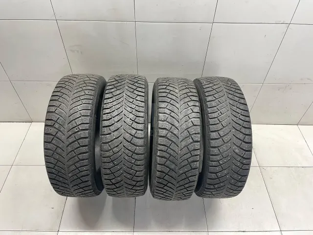 Шины к-кт для  BMW X6 G06 2019