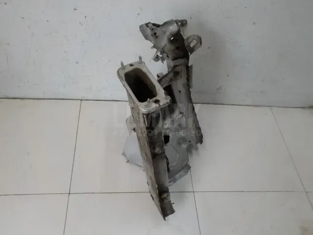 Лонжерон передний левый для  Ford Kuga 2008-2012