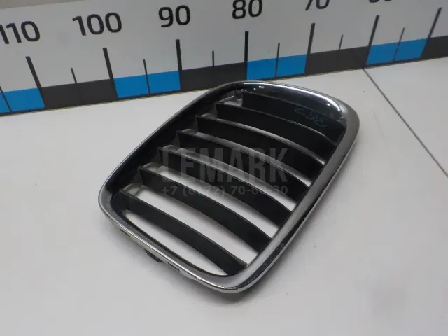 Решетка радиатора левая для  Citroen Nemo 2008-2015
