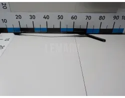 Поводок стеклоочистителя передний правый