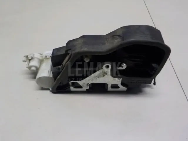 Замок двери передней левой для  BMW X1 U11 2022