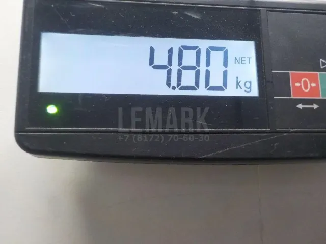 Стекло двери багажника