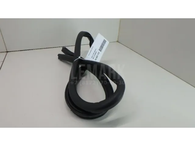 Уплотнитель капота для  Haval H6 2020