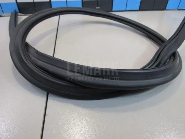 Уплотнитель капота для  Ford Edge 2007-2015