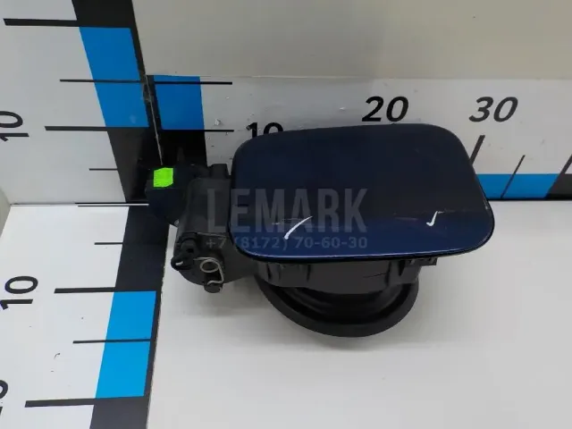 Лючок бензобака