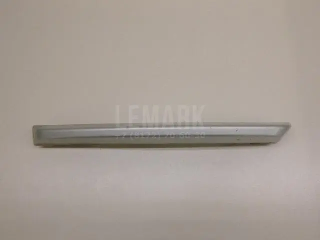 Накладка на решетку правая для  Audi A4 [B5] 1994-2001