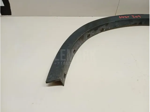Накладка заднего крыла правого для  Chrysler Neon 1999-2005