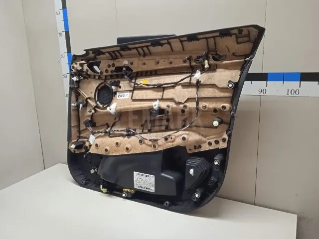 Обшивка двери передней левой для  Dongfeng 580 2017
